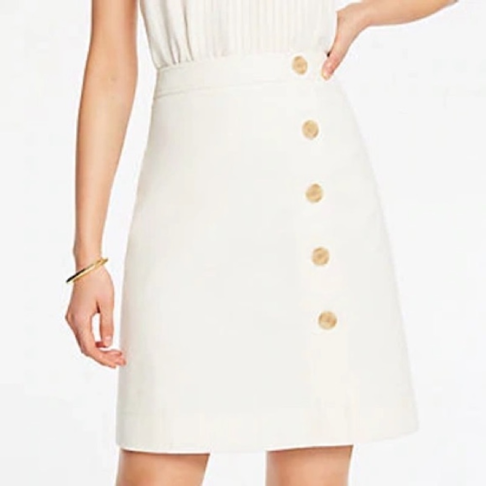 NWT Ann Taylor Textured Buttoned A-Line Skirt 8P